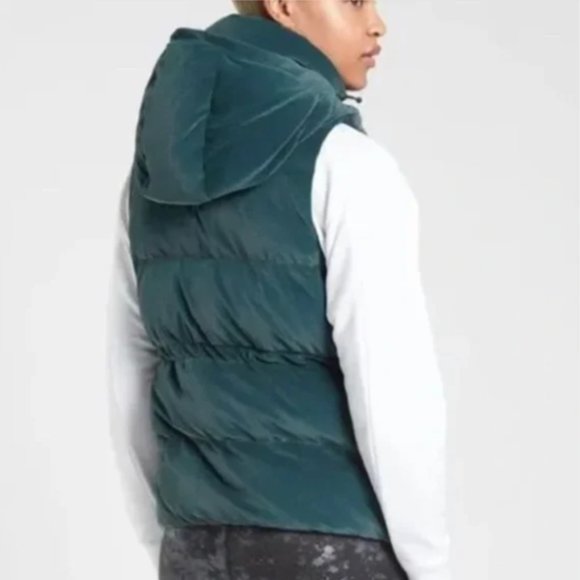 Athleta Lofty Velvet Down Vest with Hood  Size XXS (XS) NWOT - Picture 5 of 8